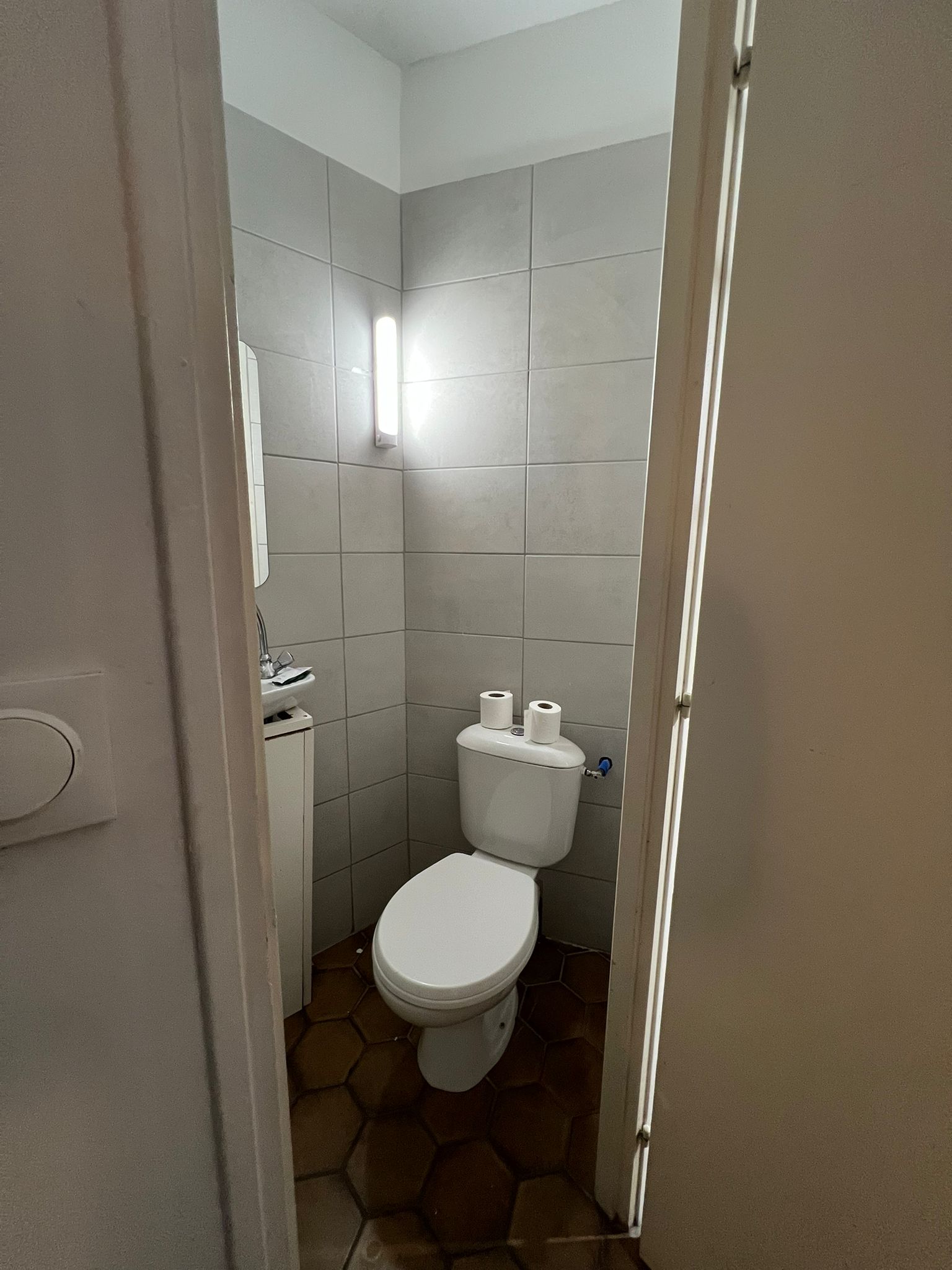 WhatsApp Image 2025-12-07 at 2.31.59 AM